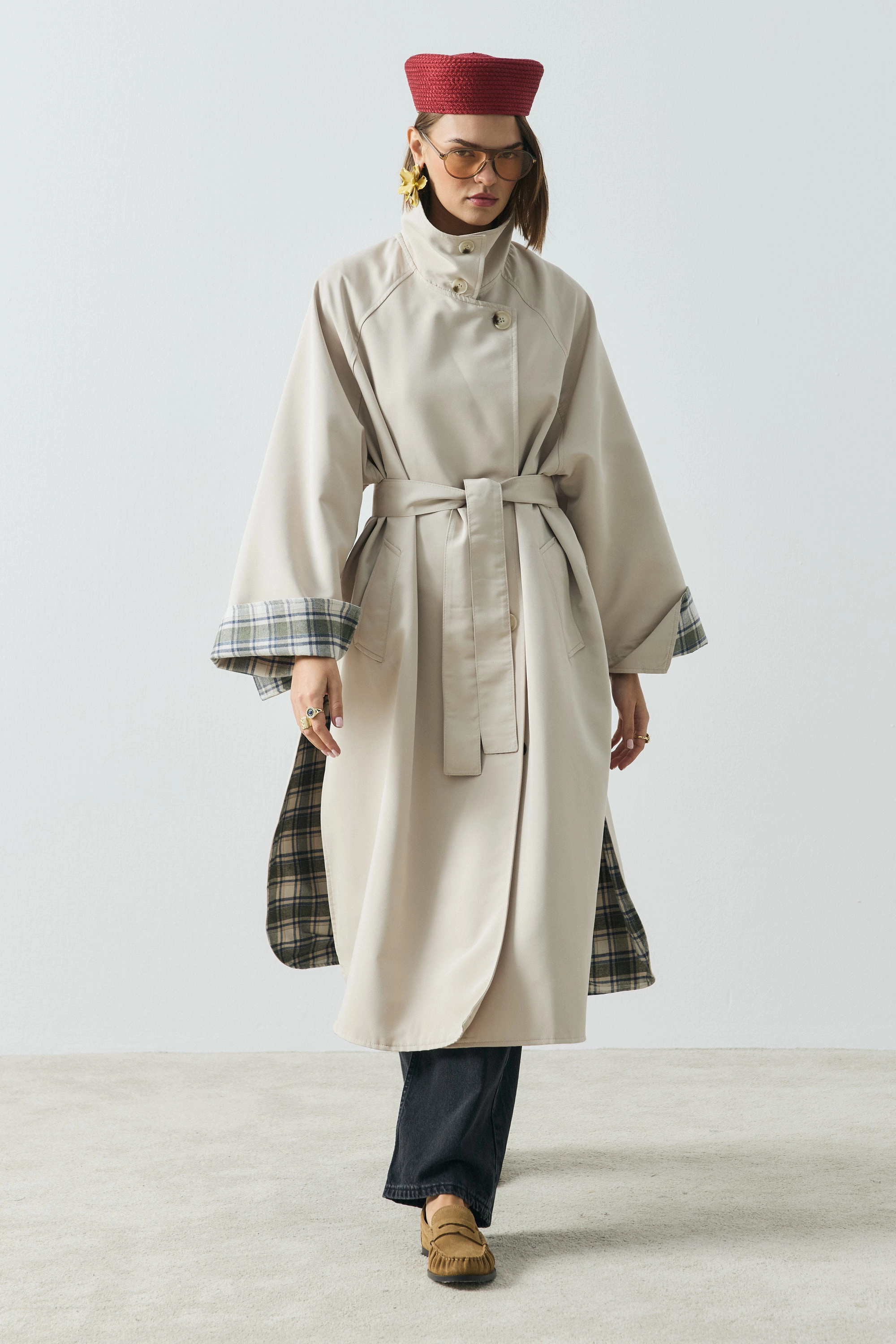 Qanu Camellia Yırtmaçlı Trençkot Bej 