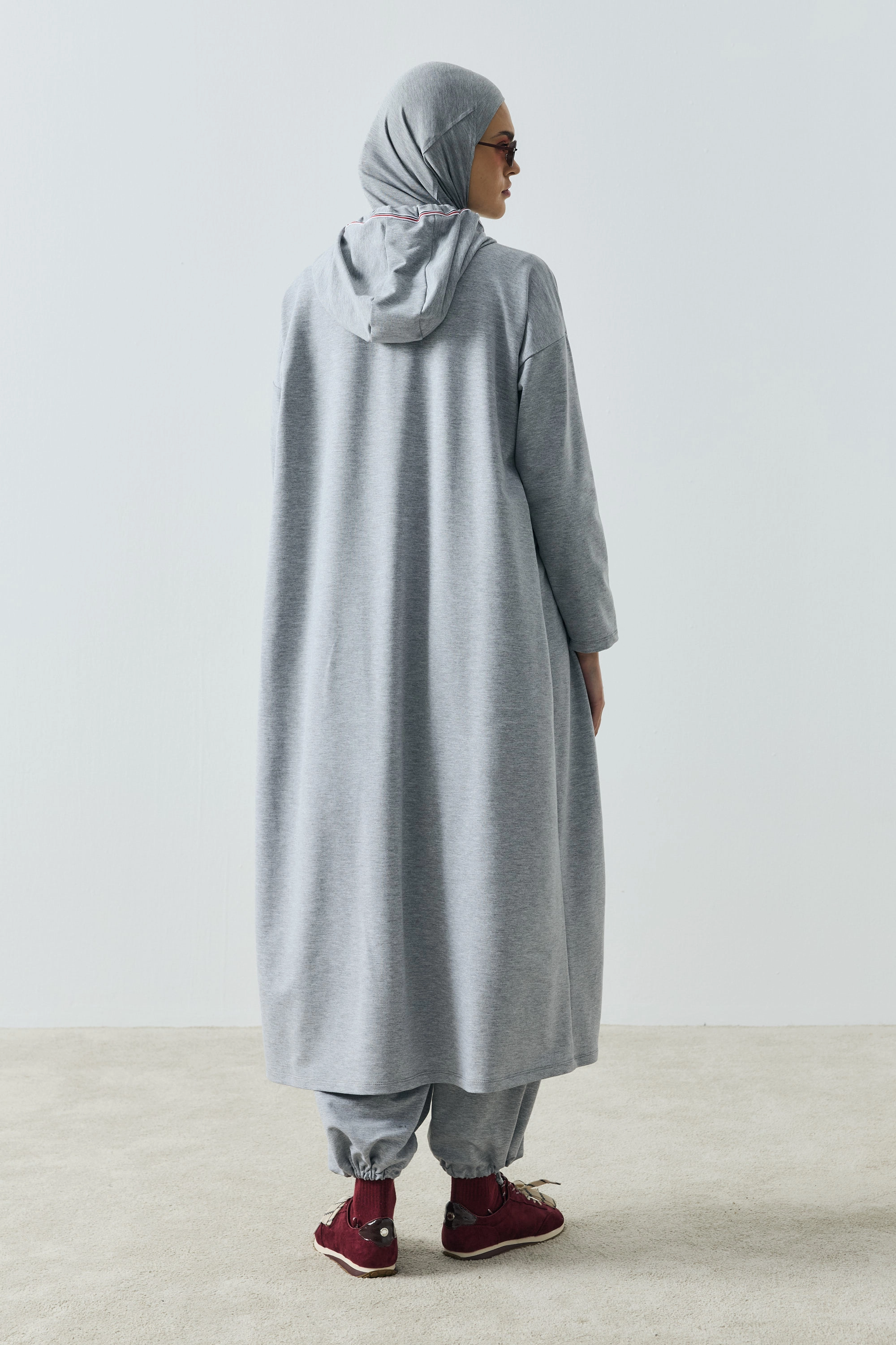 Qanu Colette Yırtmaçlı Sweatshirt Gri