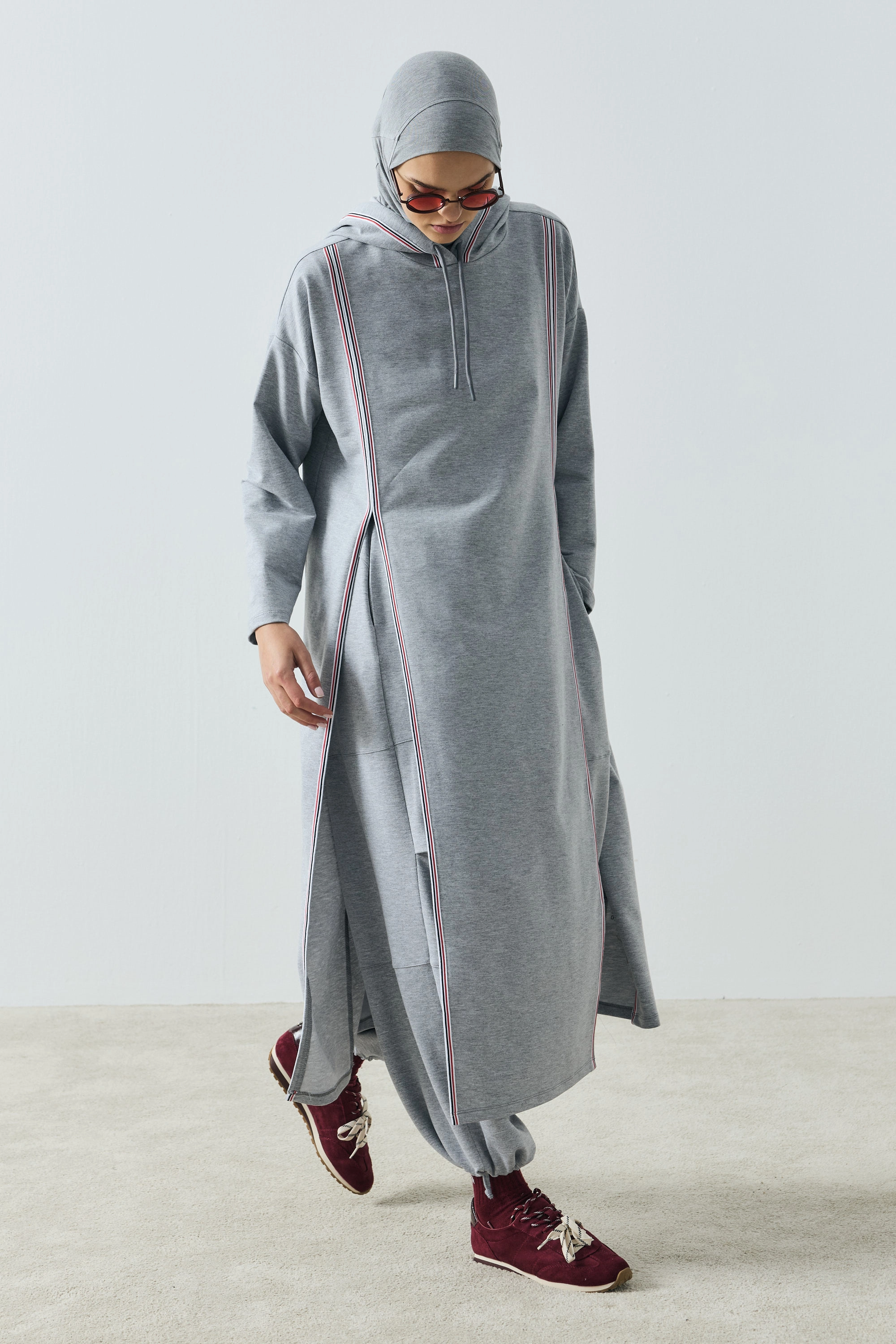 Qanu Colette Yırtmaçlı Sweatshirt Gri