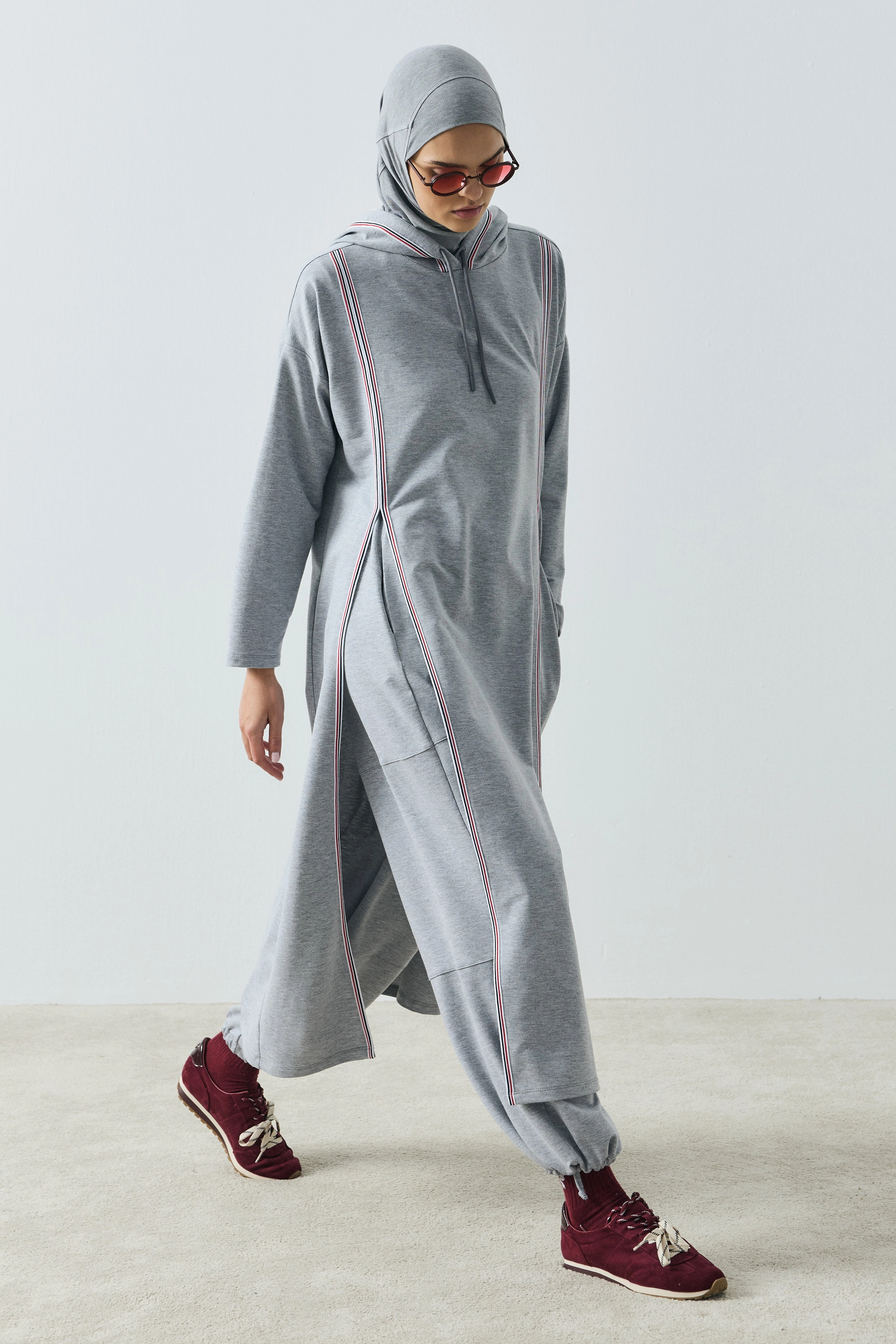 Qanu Colette Yırtmaçlı Sweatshirt Gri