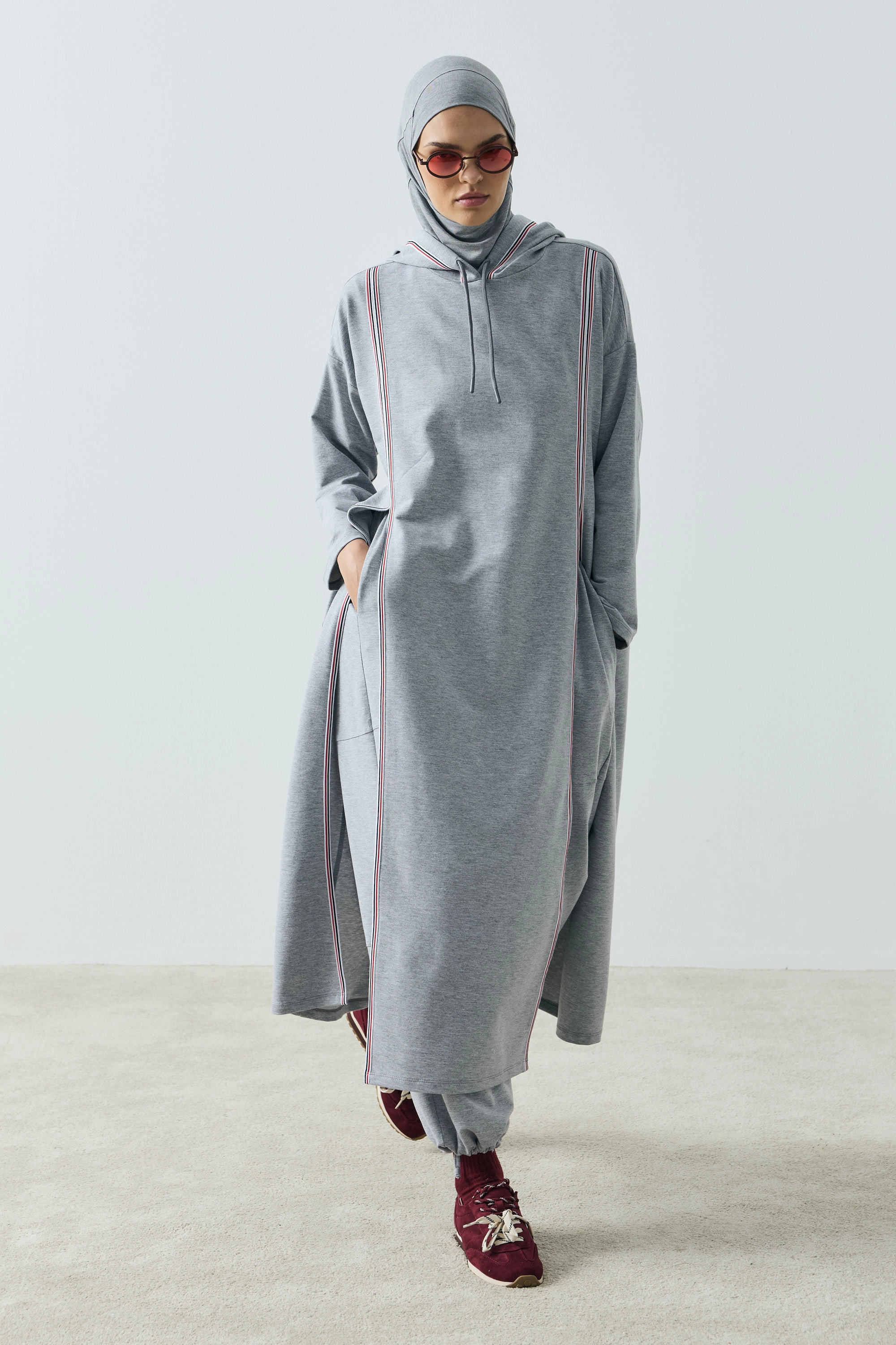 Qanu Colette Yırtmaçlı Sweatshirt Gri