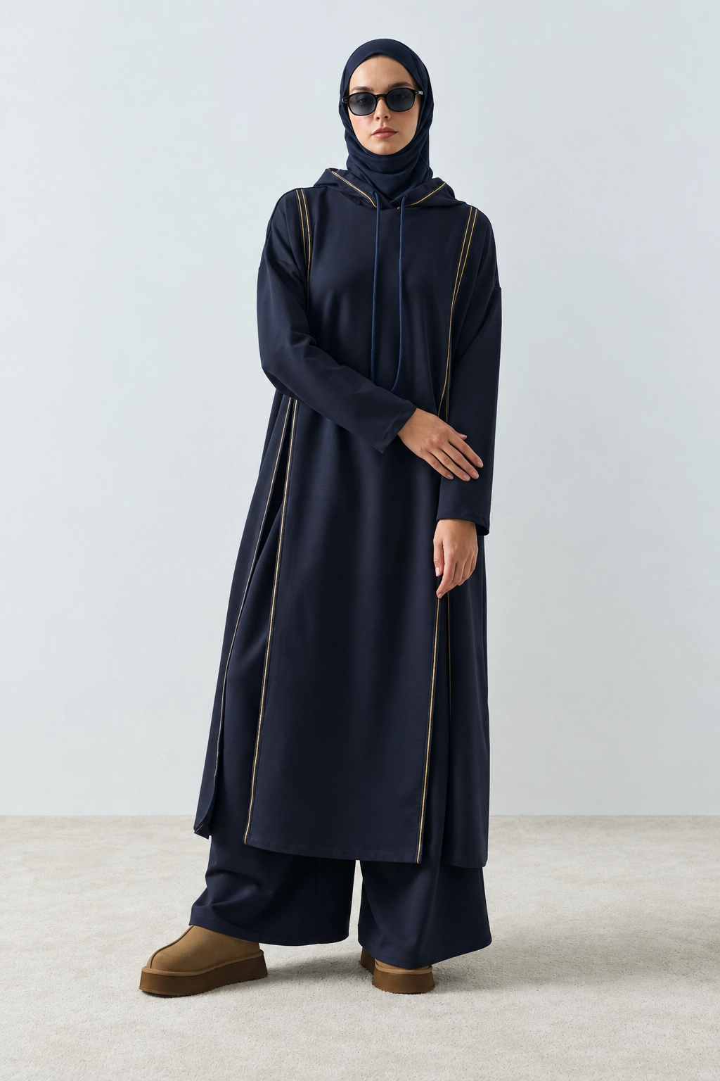 Qanu Colette Yırtmaçlı Sweatshirt Lacivert